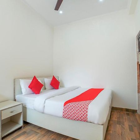 Oyo 67163 Anantham Residency Hotel Narendra Nagar Екстериор снимка