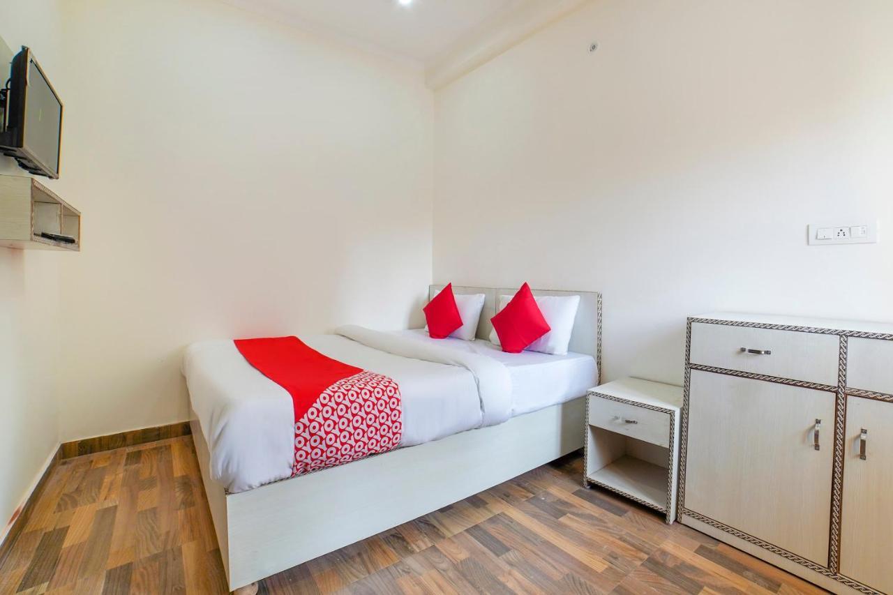 Oyo 67163 Anantham Residency Hotel Narendra Nagar Екстериор снимка