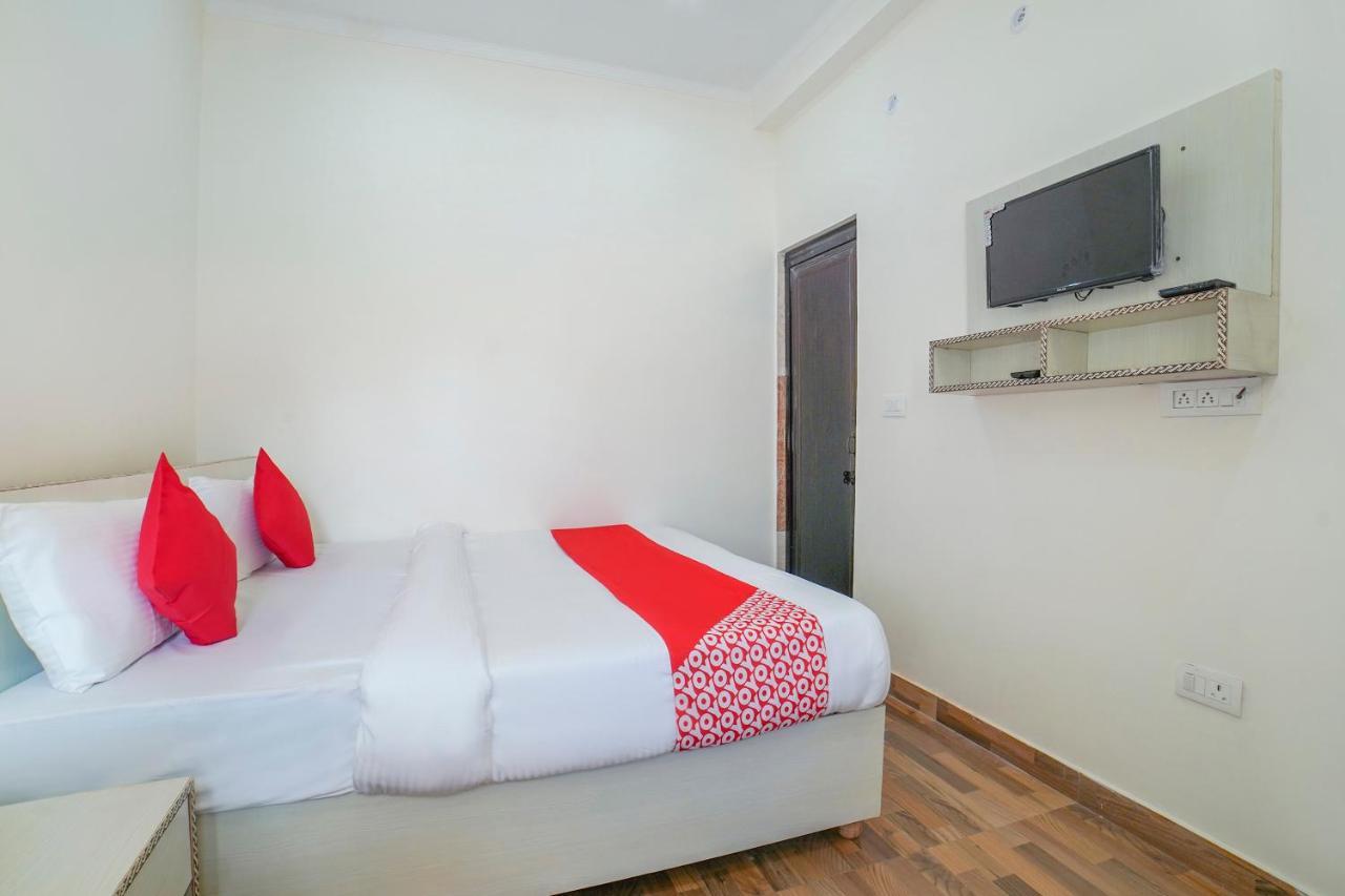 Oyo 67163 Anantham Residency Hotel Narendra Nagar Екстериор снимка